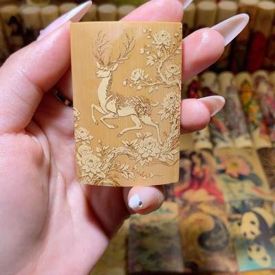 听雨轩（75）竹牌专场 - 留青工艺竹牌手把件4*6cm  鹿