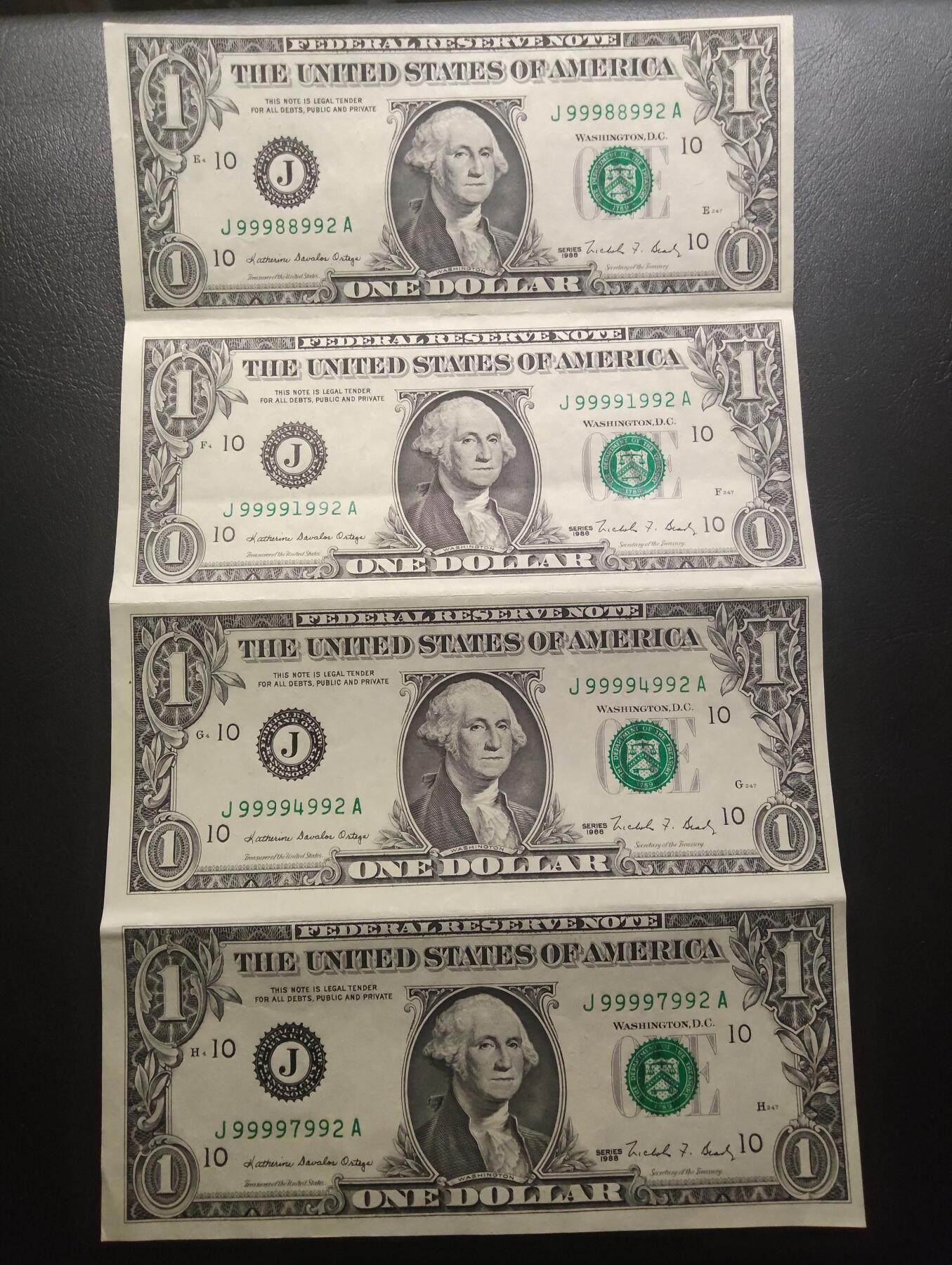 2026三月第二期，总219期 美国1988年版密苏里州堪萨斯城印刷1元四连体钞尾三同992 品相如图 折叠发货