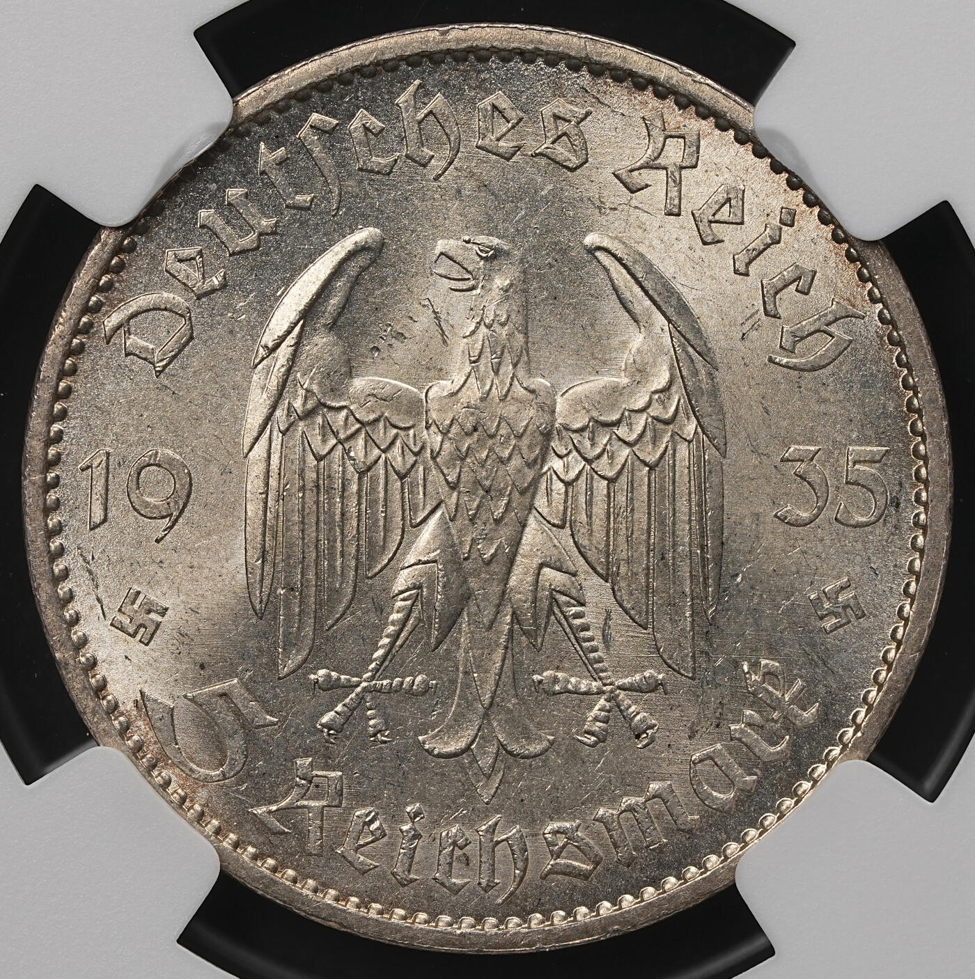 修遠堂世界钱币第107期 NGC MS62 1935年德国教堂5马克银币，A厂铭