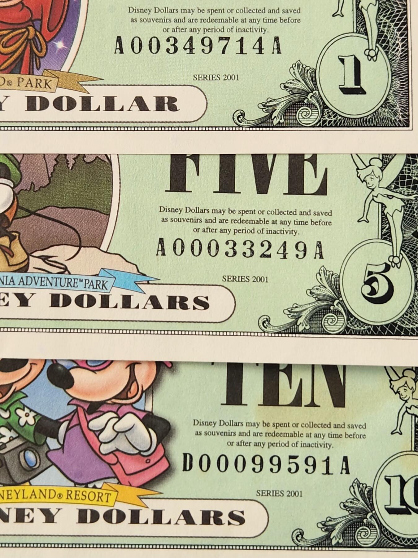 3月14号晚上8点 外国纸币自动截拍第38场 迪士尼2001年1-5-10元 近新全套