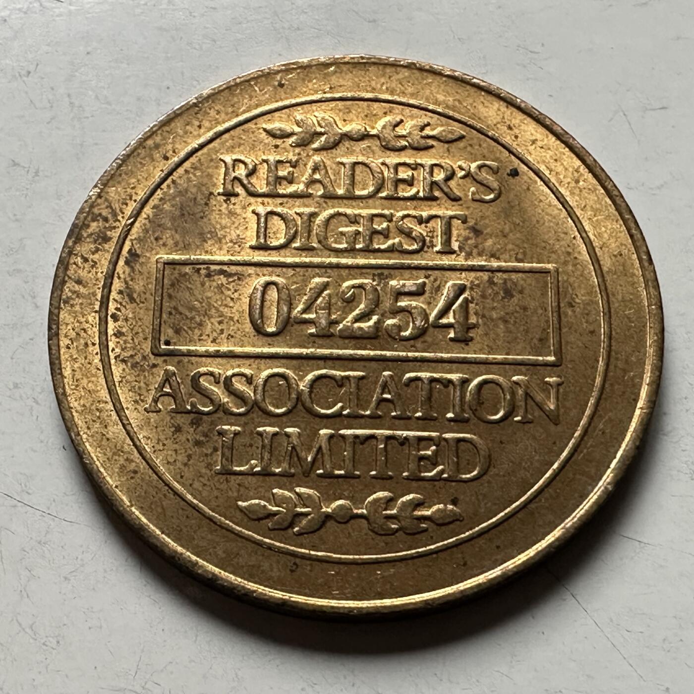 🌹外币初藏🌹🐯2026年第28场   每周二四六晚8️⃣点 接代拍 英国读者文摘协会会员编号04254纪念章