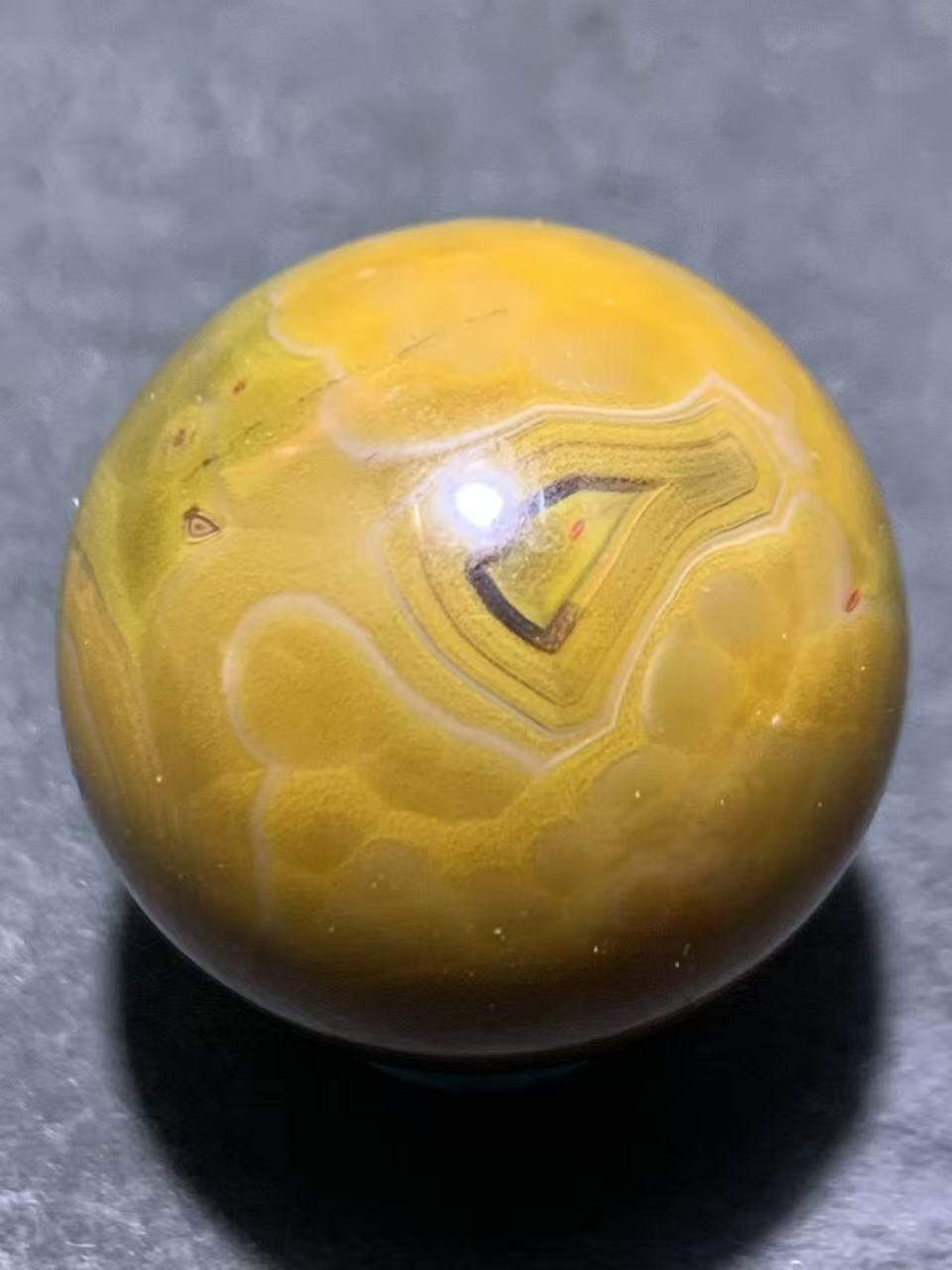 精美拉丝料天眼纹战国红玛瑙圆珠一颗！