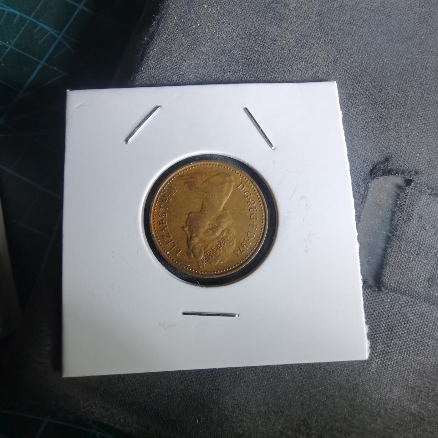 沼泽如烟--第1020场 英国1974年1便士