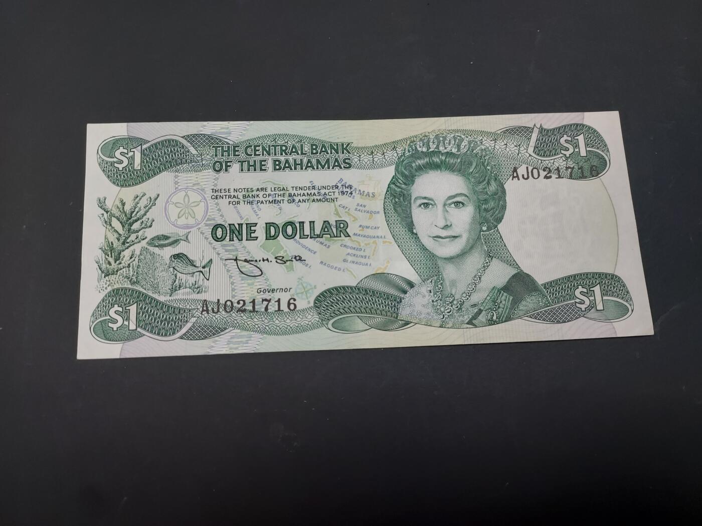 博彦收藏  AM 3月21日 8点钱币专场 全场包邮 巴哈马 女皇1元 9品左右