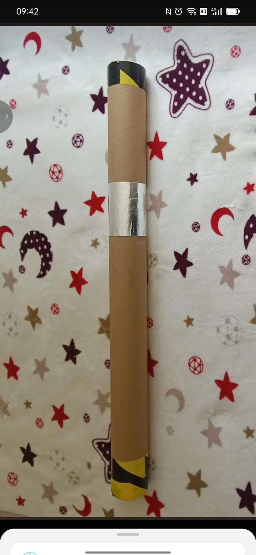 王学舟作为军旅书法家，其作品兼具军人的刚健与文人的儒雅，这幅《念奴娇·赤壁怀古》正是其风格的典型体现。 从专业角度看，此作属于功力扎实、风格鲜明的行草作品，虽非开宗立派的大师级创作，但在当代军旅书法中具有代表性，适合作为书房陈设或收藏。