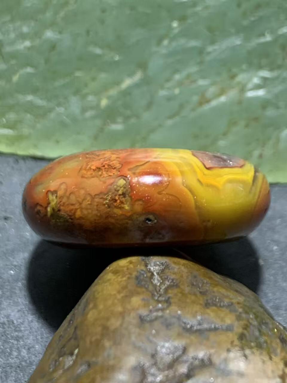 精美冻料冰飘草花纹战国红玛瑙平安扣一个，