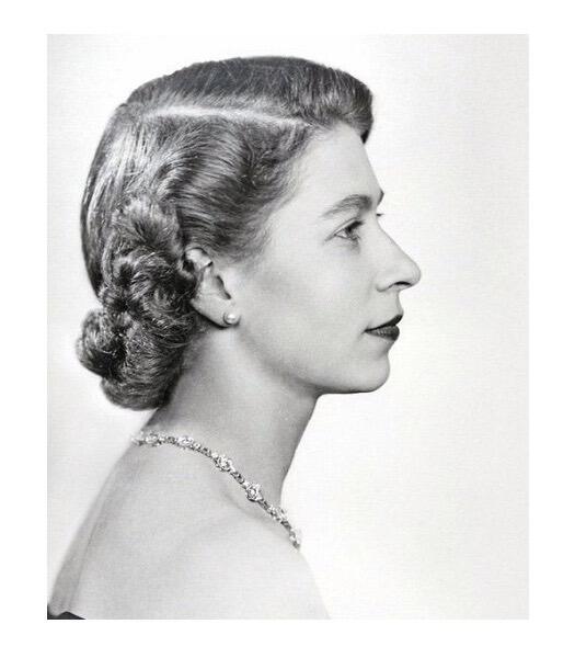 纯手工 英国1965年伊丽莎白二世+丘吉尔高浮雕精制币章吊坠带银圈 40MM