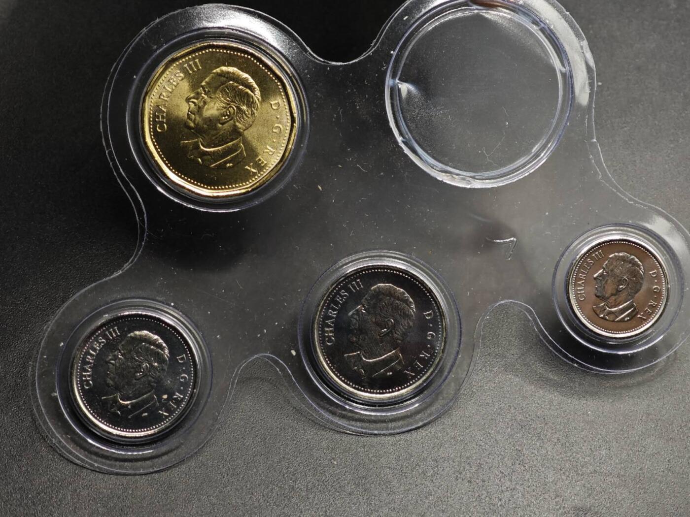 【淘币小摊】实时拍第八百八十拍   散币场    每周一统一发货 加拿大2025年查尔斯三世4枚