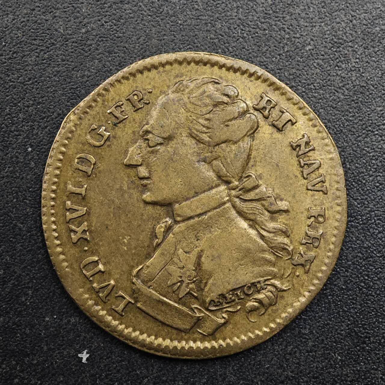 【淘币小摊】实时拍第八百八十拍   散币场    每周一统一发货 法国路易十六黄铜代币铜币