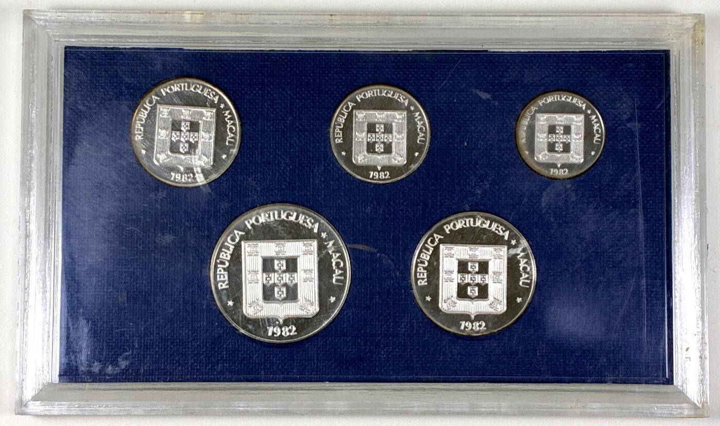 【雨安】【直播拍卖】【第0127期-裸币套币】2026-03-13 周五 19:30 (金价1140, 银价21.50) [中国澳门] 澳门 套币 1982年