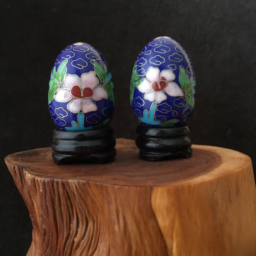         出口创汇时期蓝色铜胎掐丝珐琅磨光景泰蓝吉祥如意鸡蛋小摆件美品1对2只真品如图摆件旧藏文玩艺术收藏
