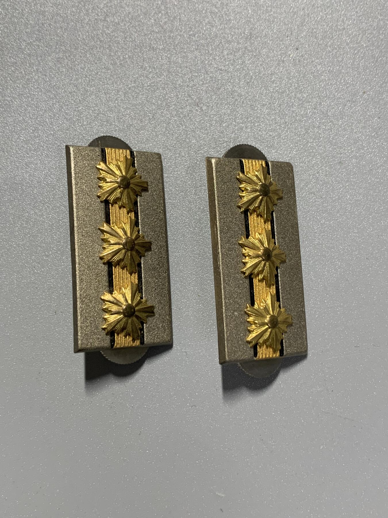 远东徽章小铺3月15日周日晚上9点结束 领章