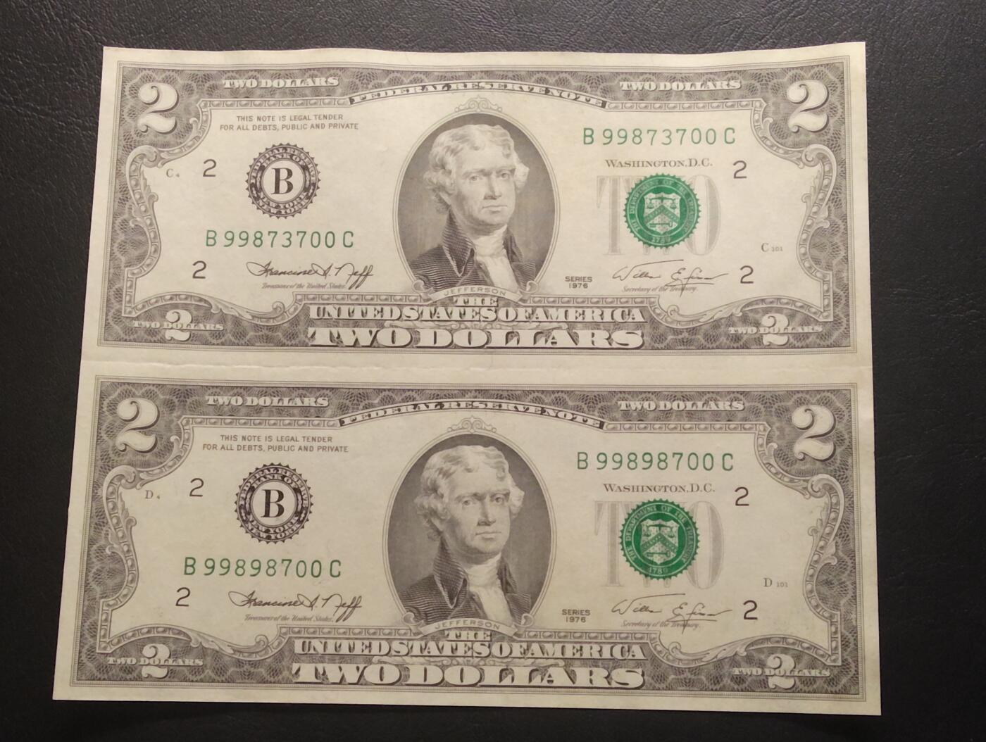 2026三月第二期，总219期 美国1976年版纽约州纽约印刷2元连体钞尾三同700 品相如图