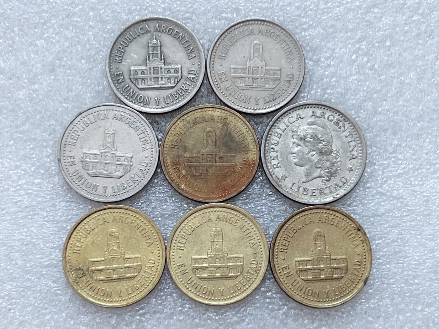 第一海外回流一元起拍收藏 散集专场  第303期 阿根廷硬币🇦🇷8枚