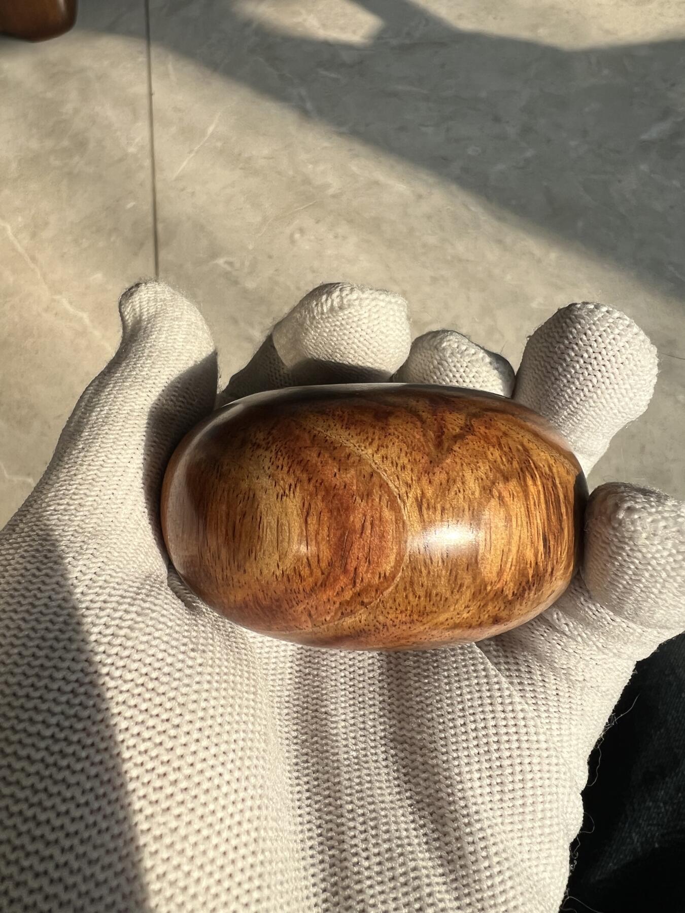 零元拍：海南黄花梨超大面包圈：59/33MM