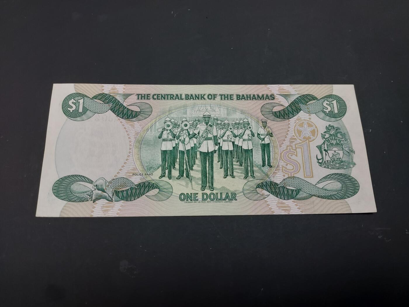 博彦收藏  AM 3月21日 8点钱币专场 全场包邮 巴哈马 女皇1元 9品左右