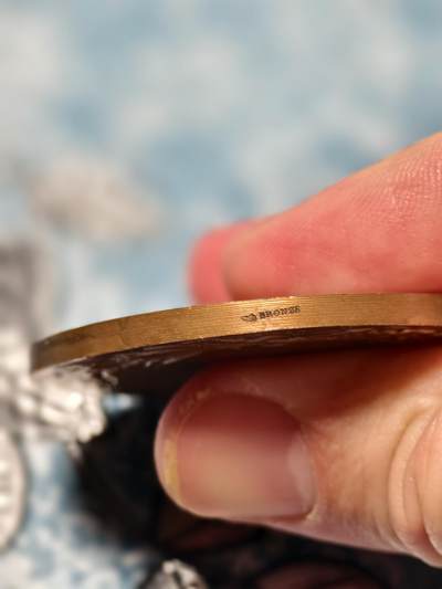 抚柳草堂-第二十八期章牌钱币  奖章勋章 满百包邮 放漏专场 19世纪末-20世纪初法国工业女神大铜章  直径50mm  重量60g Ms级品相