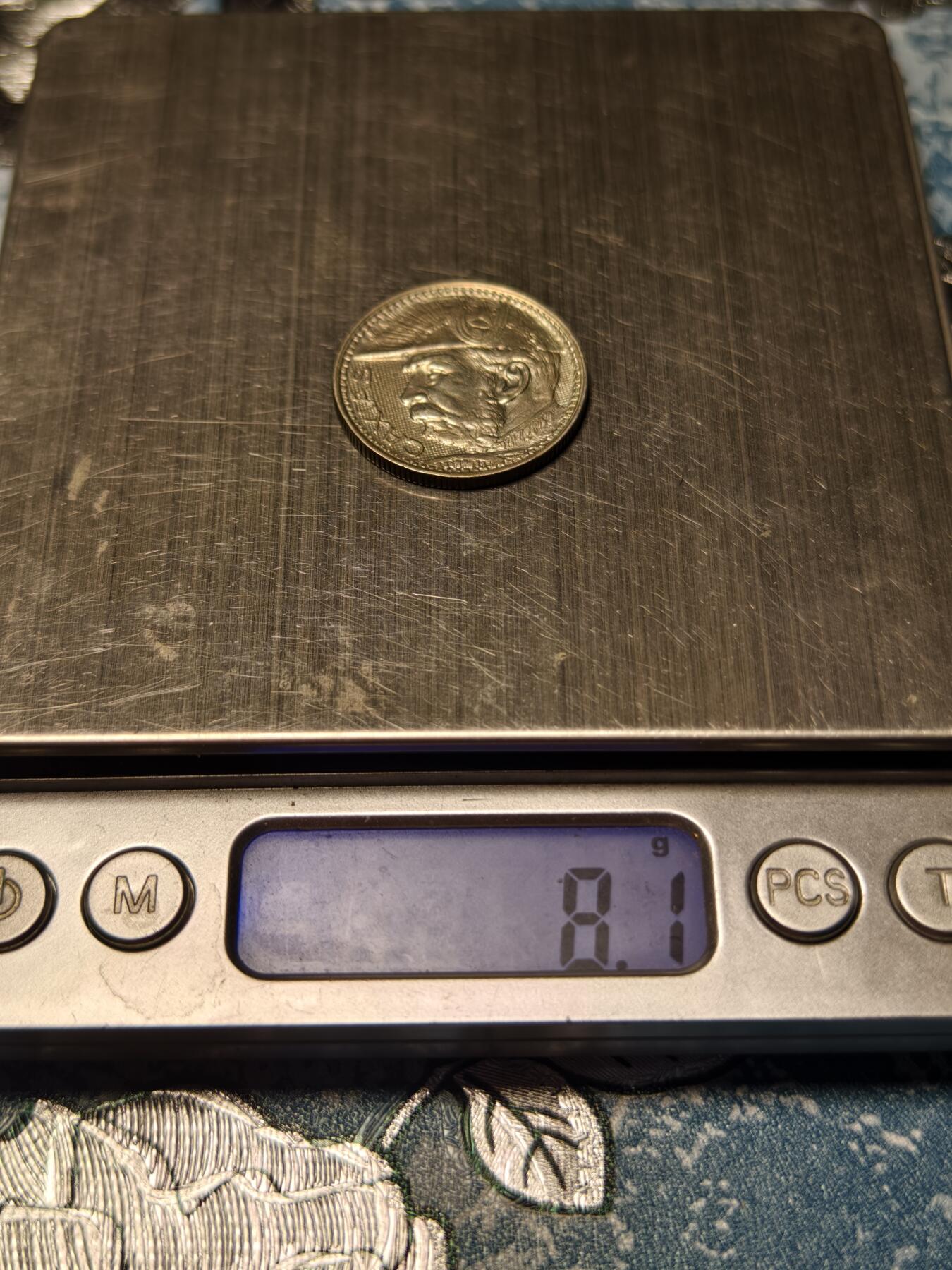 抚柳草堂-第十六期章牌钱币  奖章勋章限时免佣 满百包邮 放漏专场 1935巴西卡希亚斯公爵2000瑞斯纪念银币   重8.1g 巴西民族英雄卡希亚斯公爵浮雕漂亮 细节到位