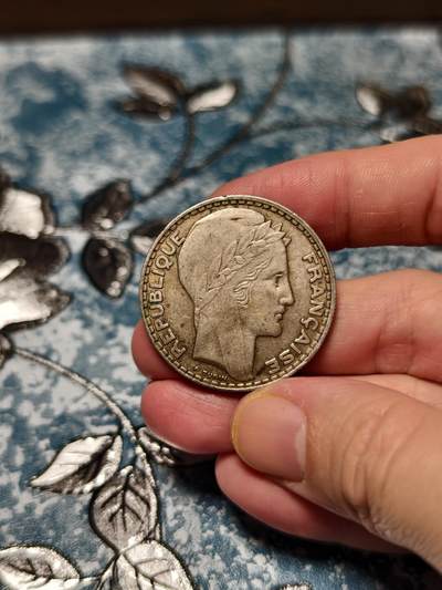 抚柳草堂-第十六期章牌钱币  奖章勋章限时免佣 满百包邮 放漏专场 - 1933法国谷物女神20法郎银币 重20g老包浆好味道