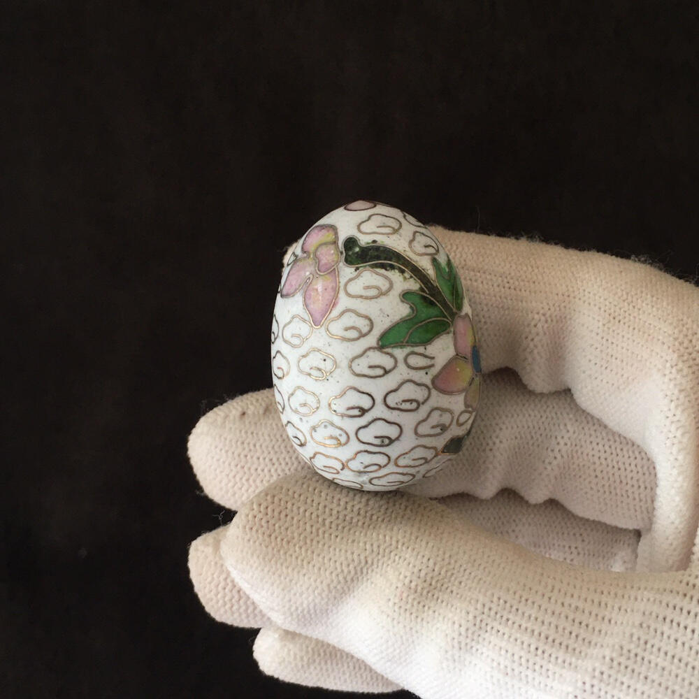       出口创汇时期白色铜胎掐丝珐琅磨光景泰蓝吉祥如意鸡蛋小摆件美品1对2只真品如图摆件旧藏文玩艺术收藏