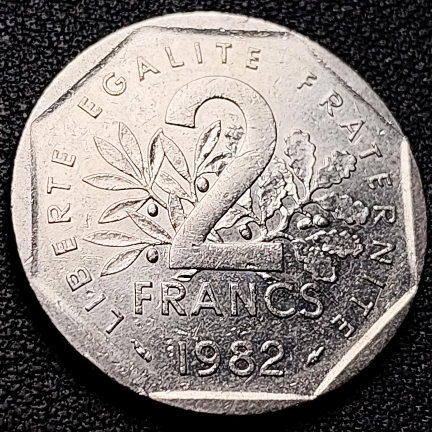 泉币菌-第208场-拍品多 请提前出价