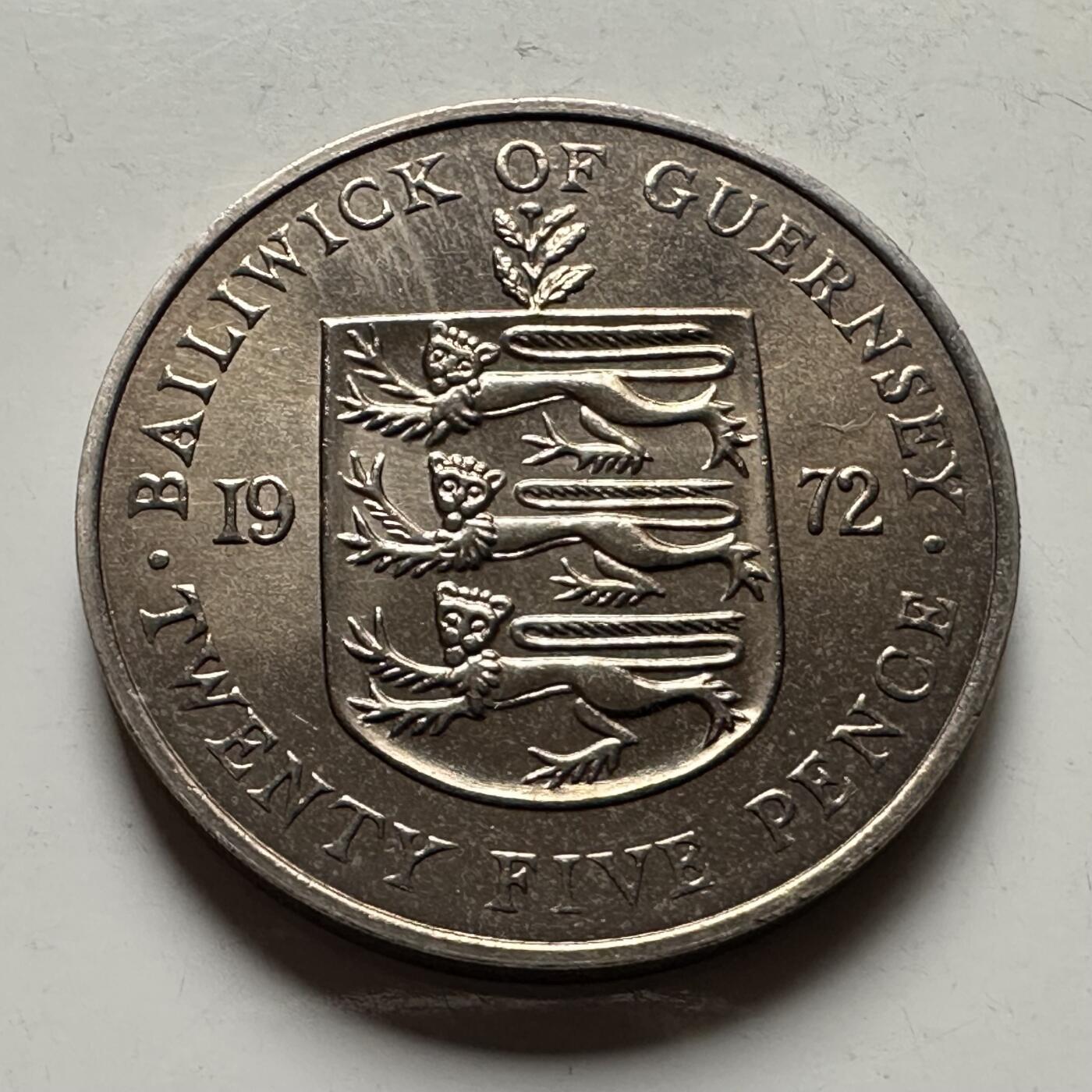 🌹外币初藏🌹🐯2026年第28场   每周二四六晚8️⃣点 接代拍 根西岛1972年女王银婚25便士克朗纪念币 大天使