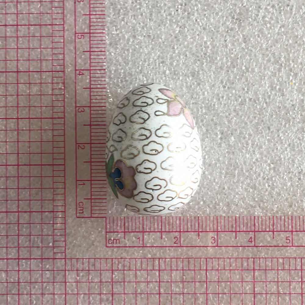       出口创汇时期白色铜胎掐丝珐琅磨光景泰蓝吉祥如意鸡蛋小摆件美品1对2只真品如图摆件旧藏文玩艺术收藏