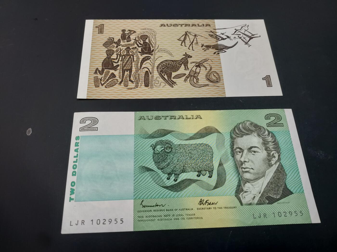 博彦收藏  AM 3月21日 8点钱币专场 全场包邮 澳洲旧版1元（UNC 95品）、2元（85品）