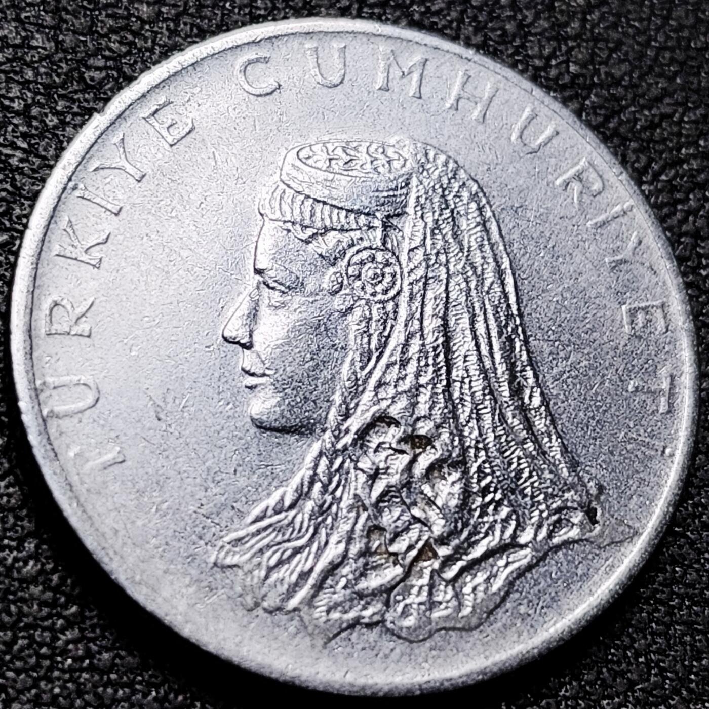 泉币菌-第209场-拍品多 请提前出价 。