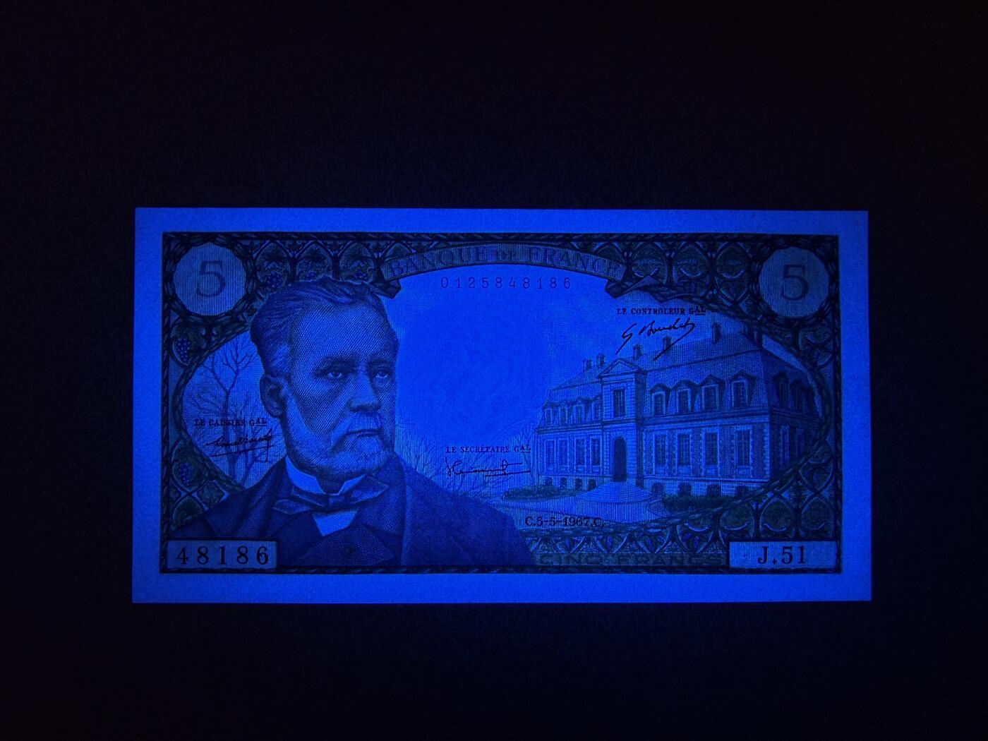 《艾美收藏》第236期-3.15周日外币畅拍 法国5法郎 AU 1967年巴斯德 有个小针孔