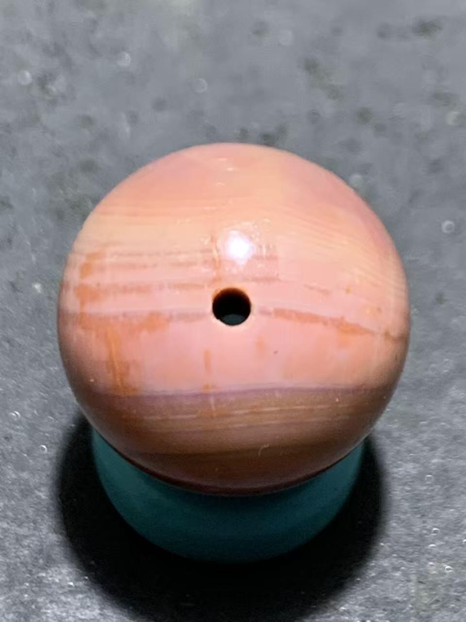 精美川料天眼纹南红玛瑙圆珠一颗！
