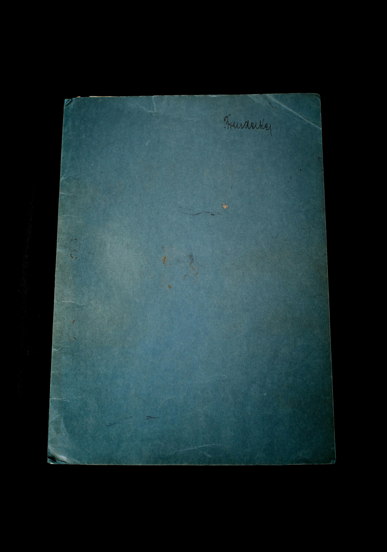 戎马世界章牌大赏第112期 德专场 威廉·布伦德克中尉  用于装他文件的蓝色文件壳  以及他收到的军事体育协会章程      前无线电军士战友协会邀请函    Rathenow驻地士官团章程   