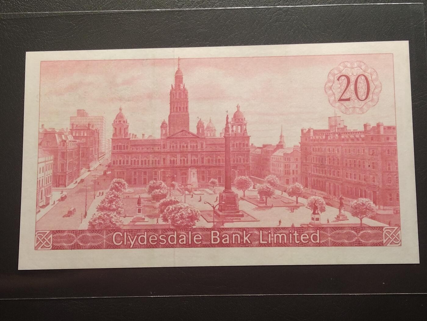 2026三月第二期，总219期 苏格兰克莱斯戴勒银行1964年20镑UNC-有针孔，稀有的早期中高面值品种，银行徽章和格拉斯哥大学