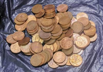 北京马甸外国币专卖第149期，外国币专场，陆续上拍，欢迎关注 - 欧元：2欧分100枚