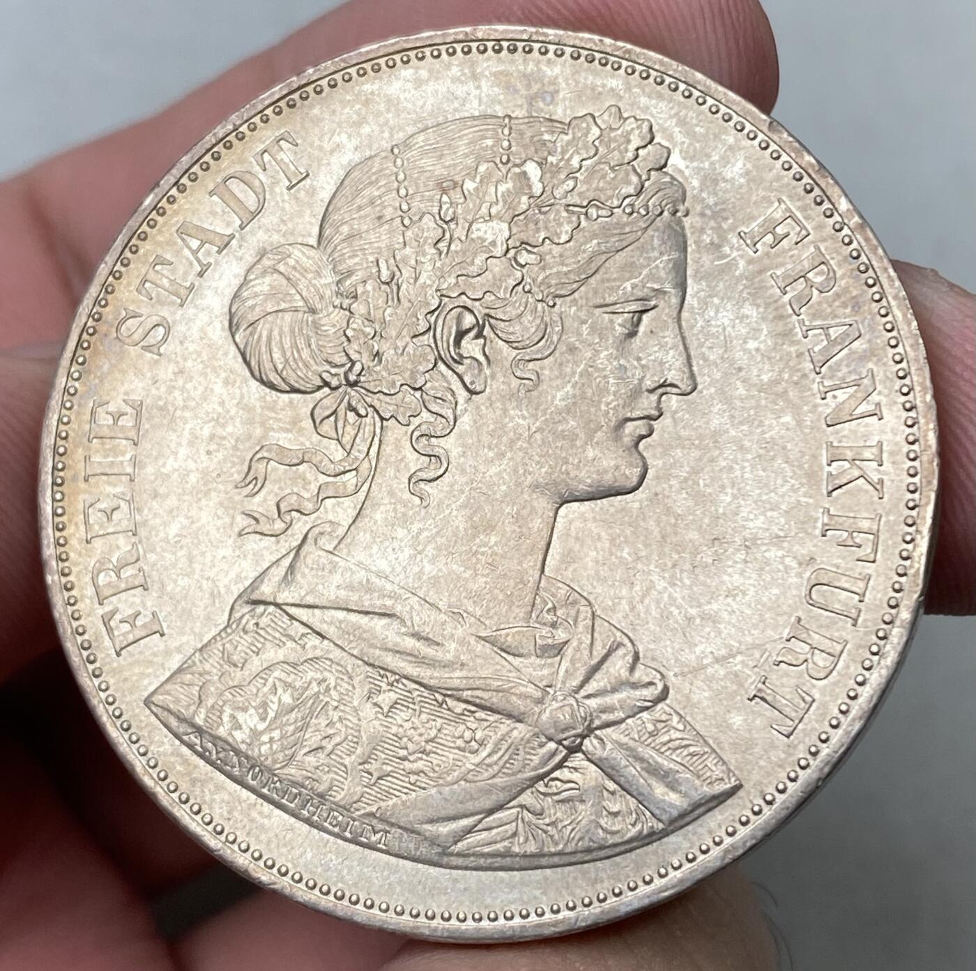 万国钱币拍卖第062期