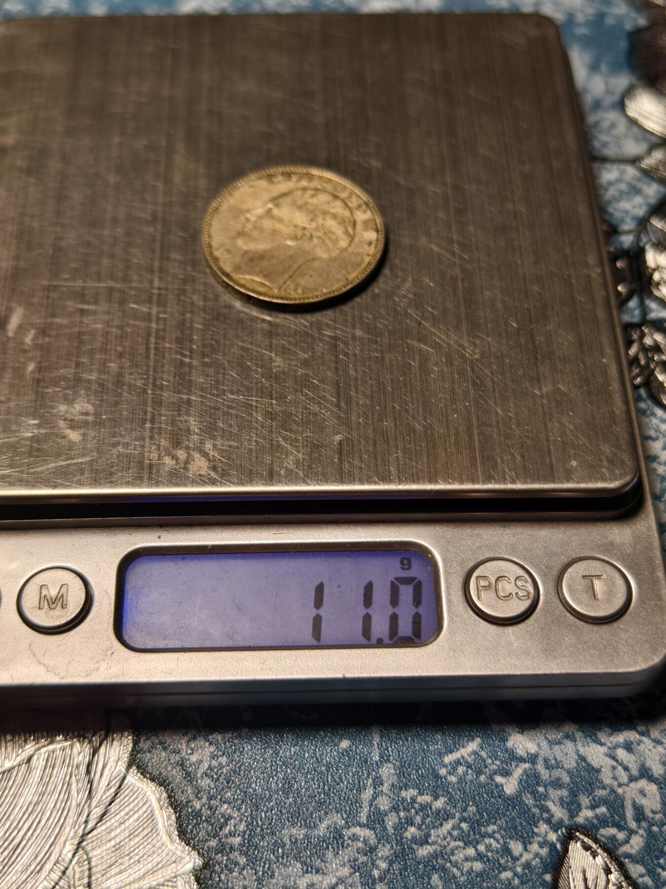 抚柳草堂-第十六期章牌钱币  奖章勋章限时免佣 满百包邮 放漏专场 1935比利时王国阿尔贝一世20法郎银币 重11g 老包浆好状态