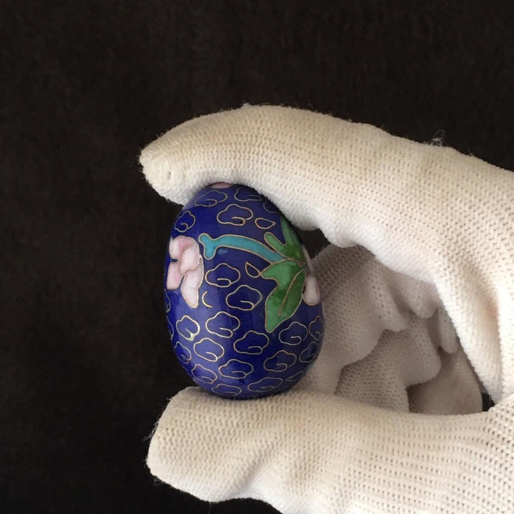         出口创汇时期蓝色铜胎掐丝珐琅磨光景泰蓝吉祥如意鸡蛋小摆件美品1对2只真品如图摆件旧藏文玩艺术收藏