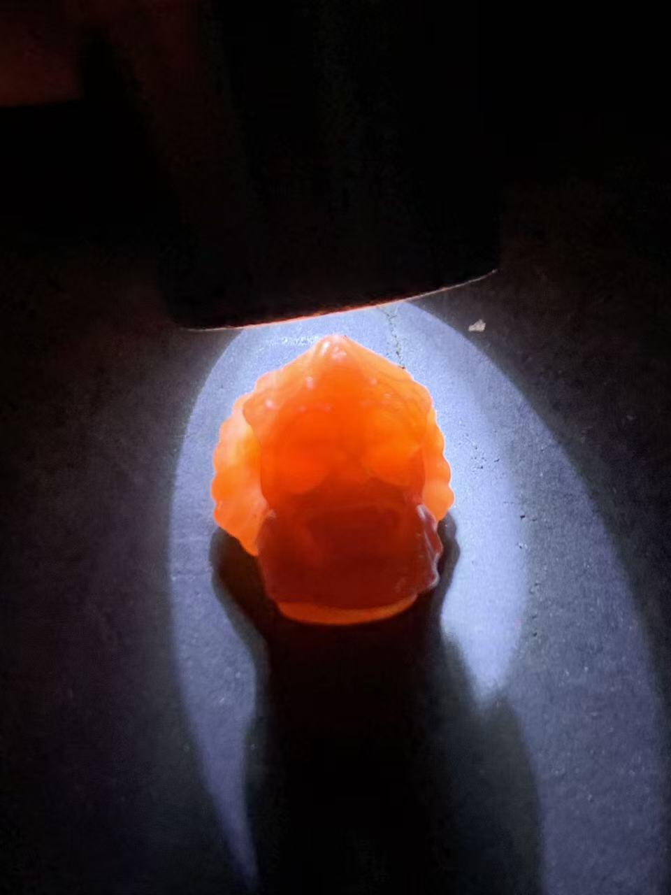 精美川料柿子红南红玛瑙雕刻骷髅珠一个，