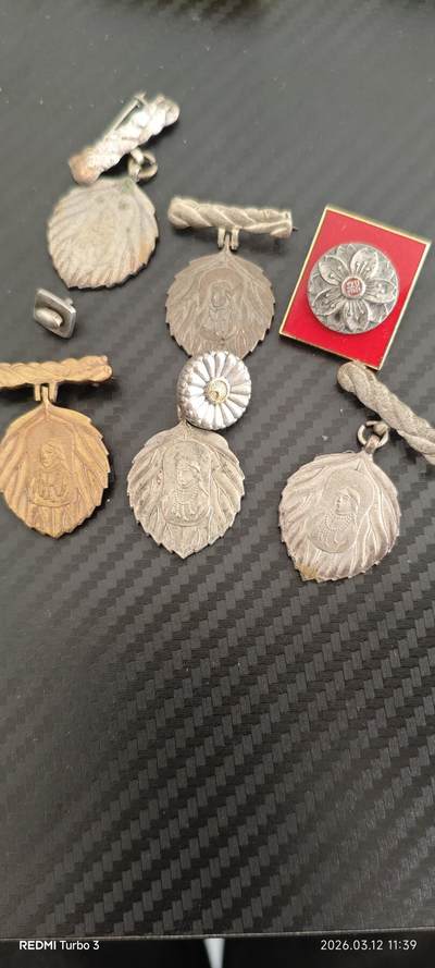 老章一组，品相如图，有氧化痕迹 - 老章一组，品相如图，有氧化痕迹