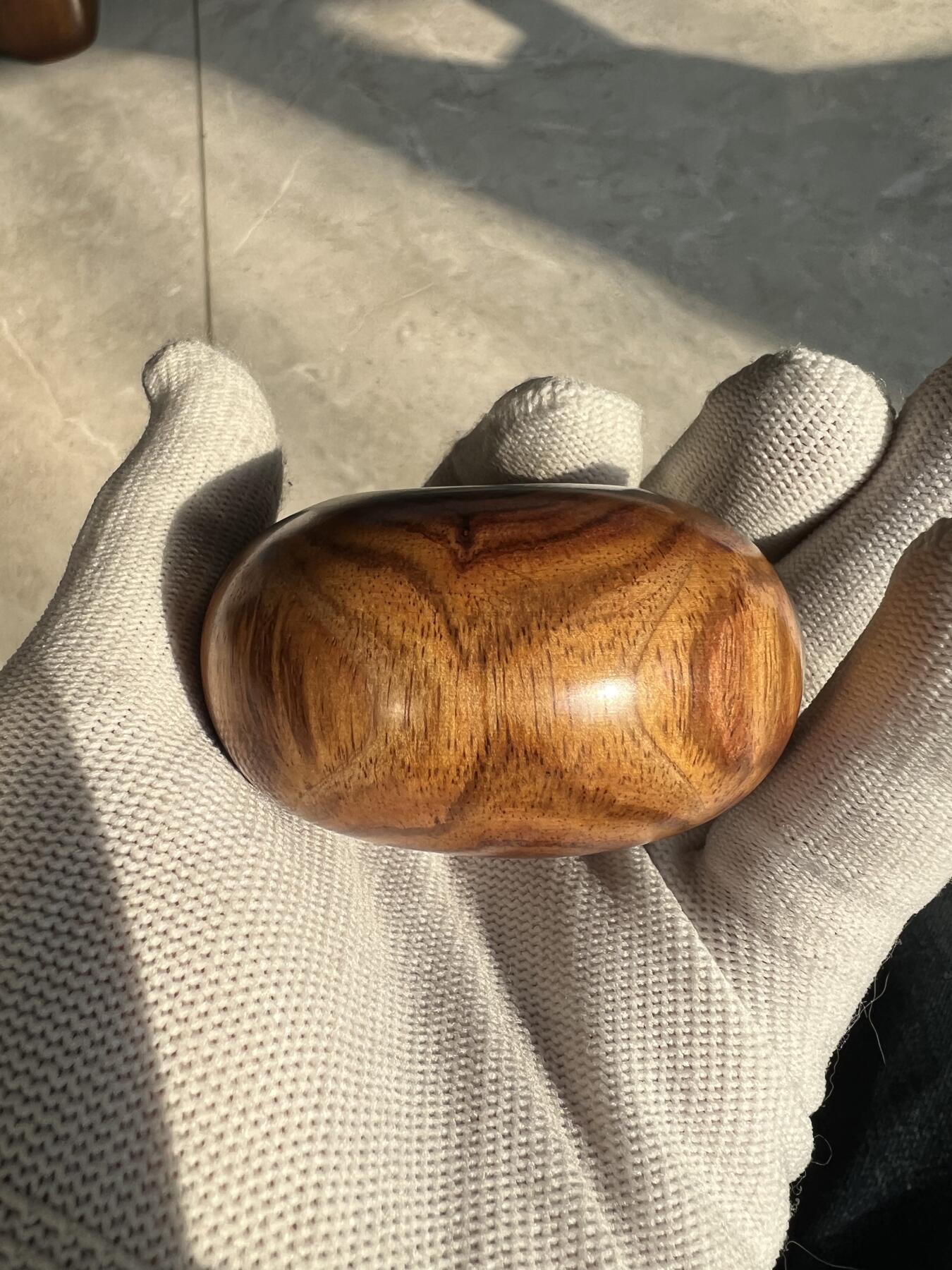 零元拍：海南黄花梨超大面包圈：59/33MM