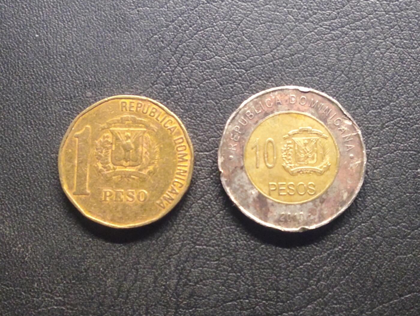 荟藏特别场次第七期——“社长的钢镚堆” 多米尼加硬币批量两个 1+10比索