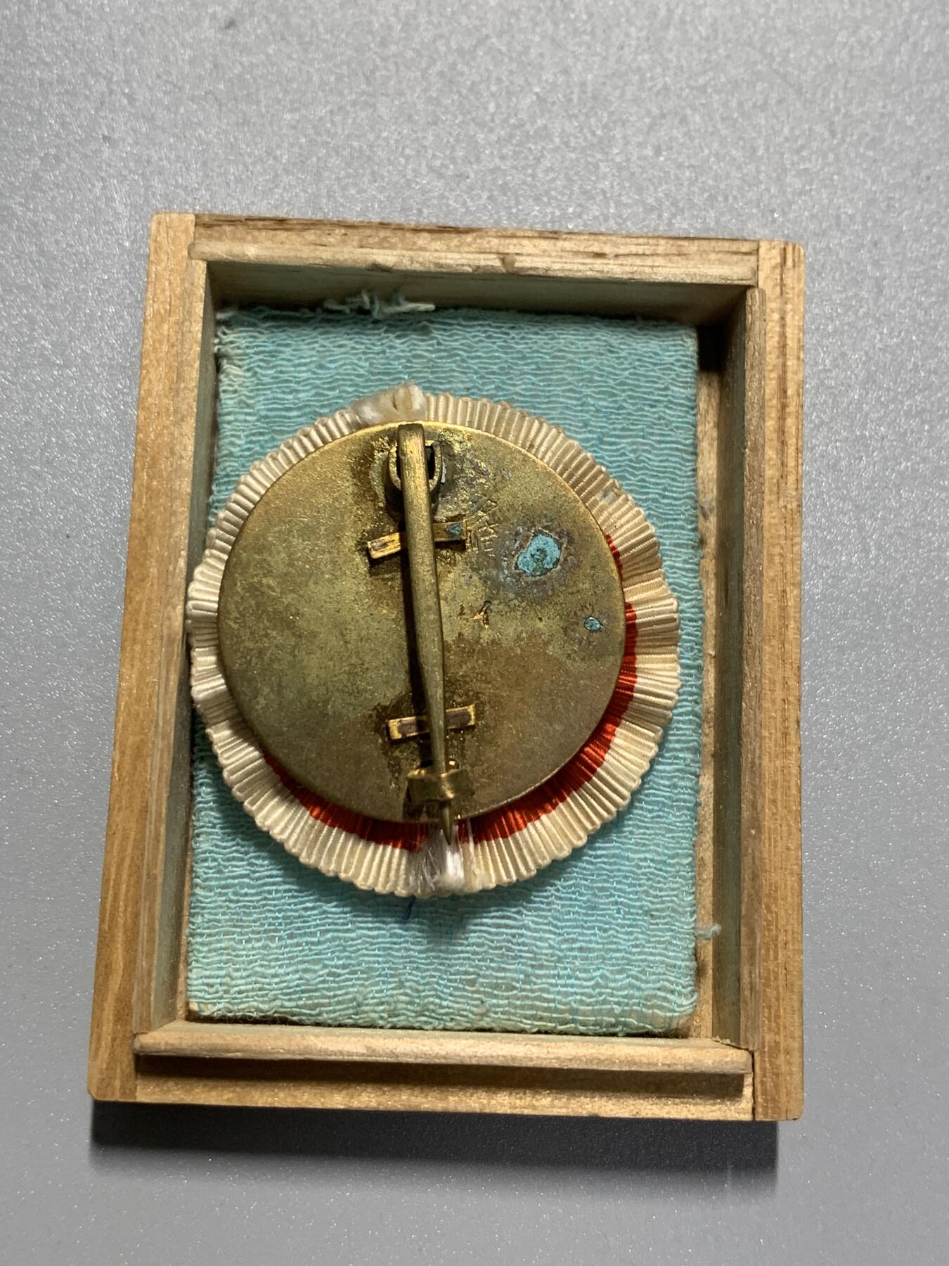 远东徽章小铺3月15日周日晚上9点结束 军人会