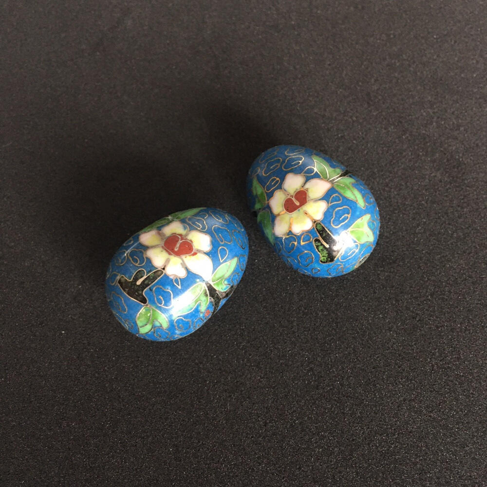        出口创汇时期二蓝色铜胎掐丝珐琅磨光景泰蓝吉祥如意鸡蛋小摆件美品1对2只真品如图摆件库存旧藏文玩艺术收藏