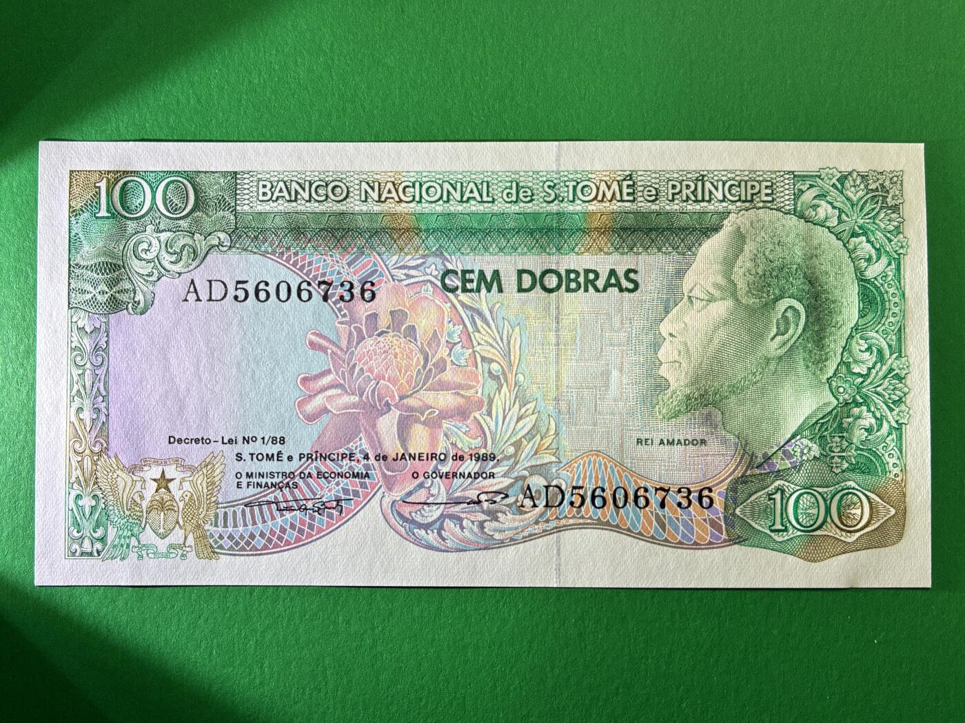 咖啡豆•收藏 2026年Mar_19th世界各国纸币拍卖 圣多美和普林西比 1989年 100多布拉 全新UNC 外国 非洲纸币