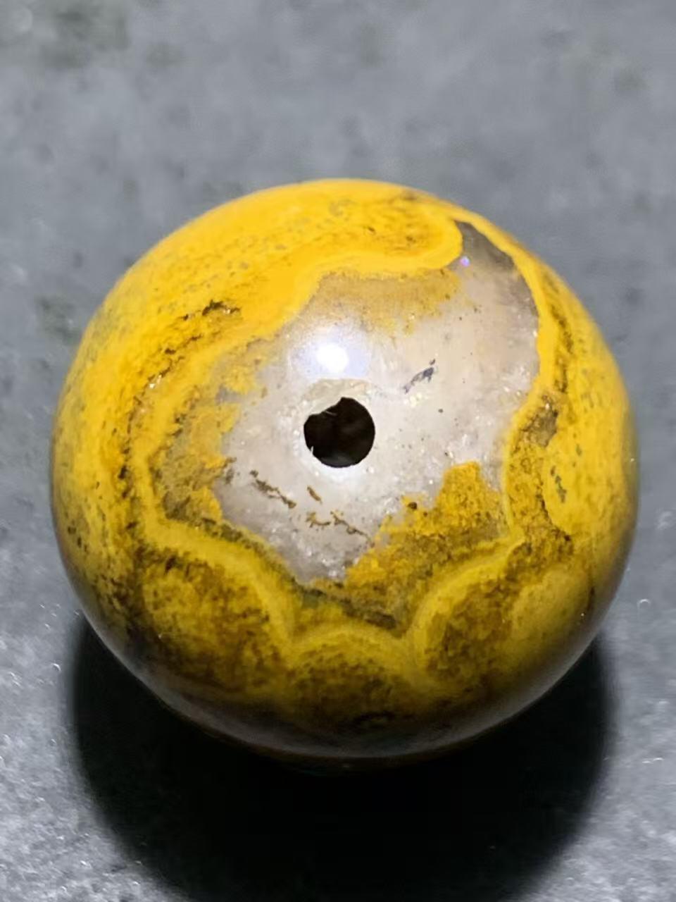 精美8字天眼纹九眼页岩天珠圆珠一颗