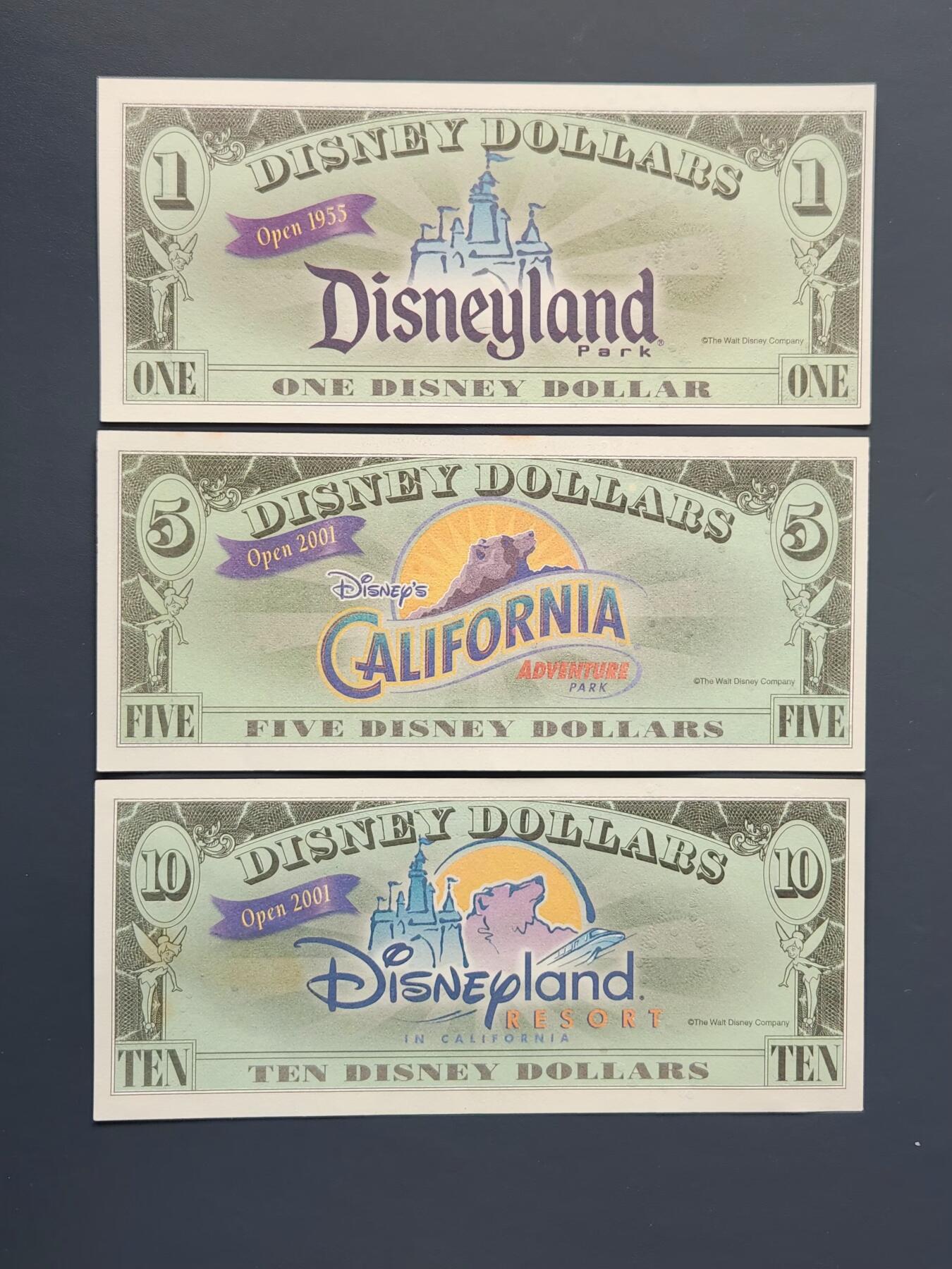 3月14号晚上8点 外国纸币自动截拍第38场 迪士尼2001年1-5-10元 近新全套