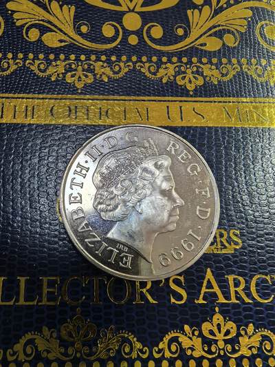 长老汇马年精选第九场拍卖 - 1999英国戴安娜5英镑铜镍币