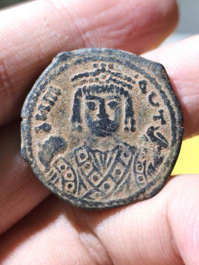 星盘世界钱币拍卖 - 美品！拜占庭帝国 莫里西乌斯·提比略 富力大型铜币 公元582年至602年在位的东罗马帝国皇帝 他是一位杰出的将军和改革者，统治期间在东方和北方战线均取得重大胜利