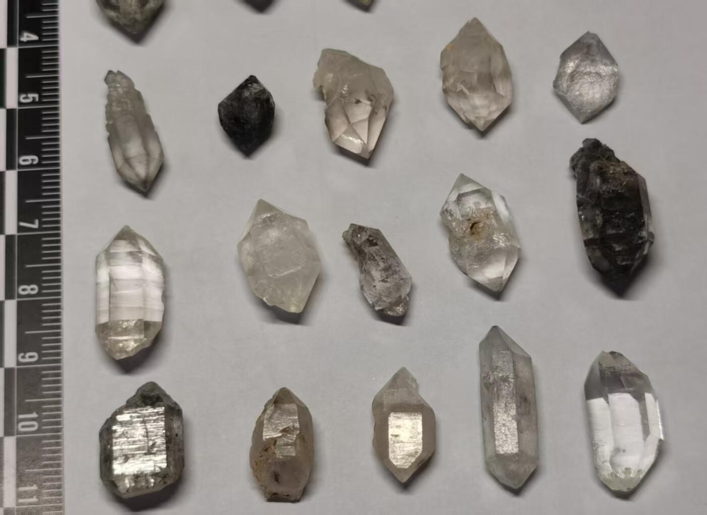 七河·世界币章水晶矿标化石杂件小拍（总第42期）（周一结标）