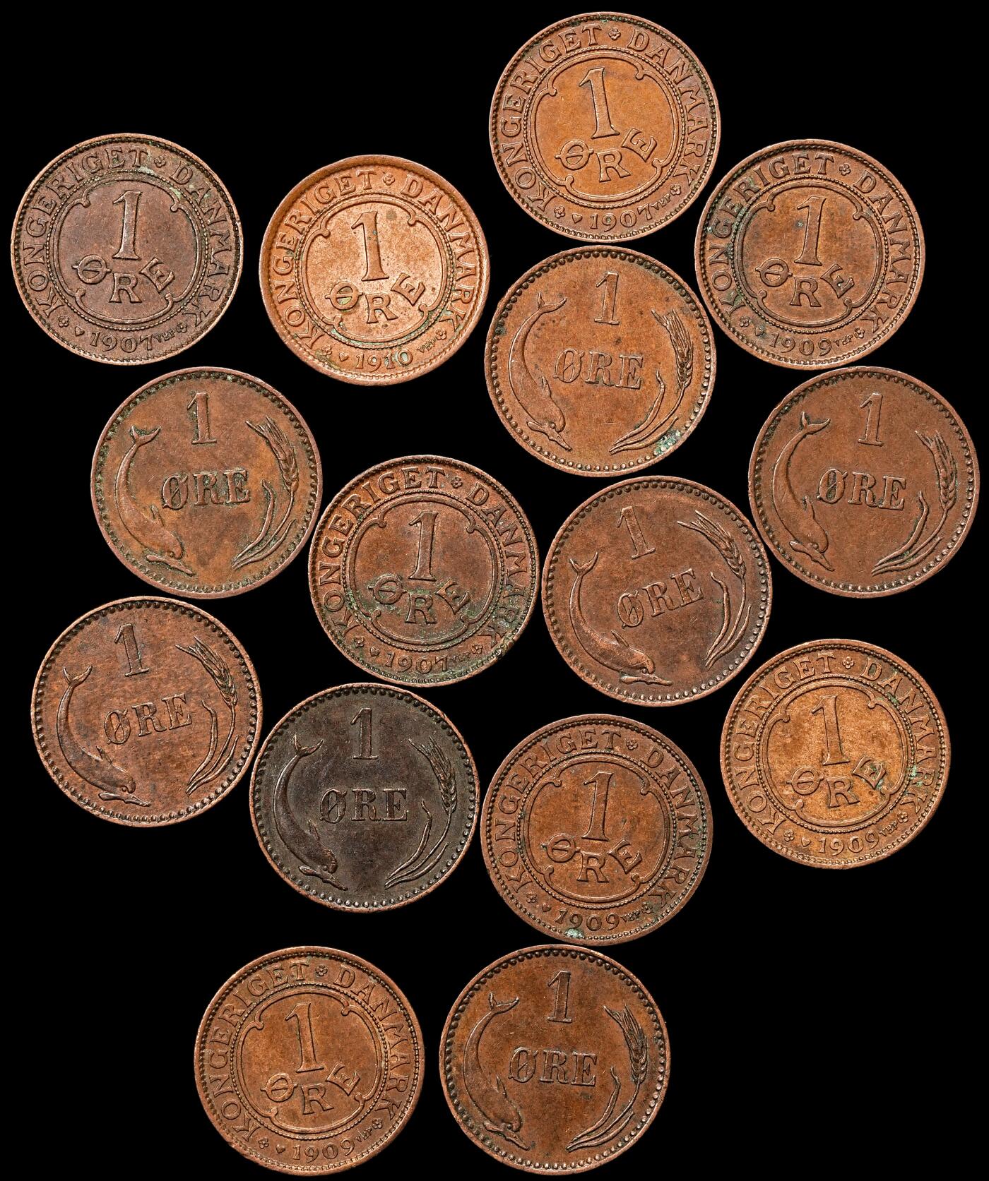 修遠堂世界钱币第107期 丹麦1欧尔铜币一组，巧克力色好品